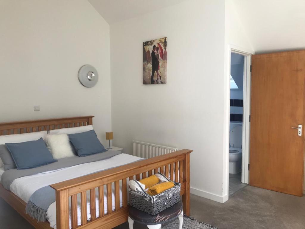 Homestay Hendon Central, Private Ensuite London