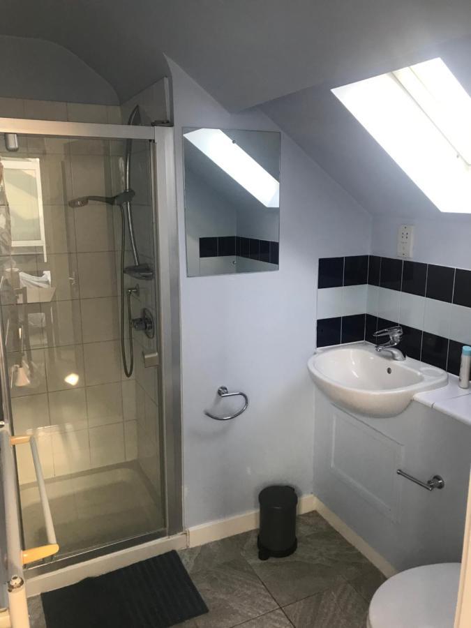 Hendon Central, Private Ensuite * London
